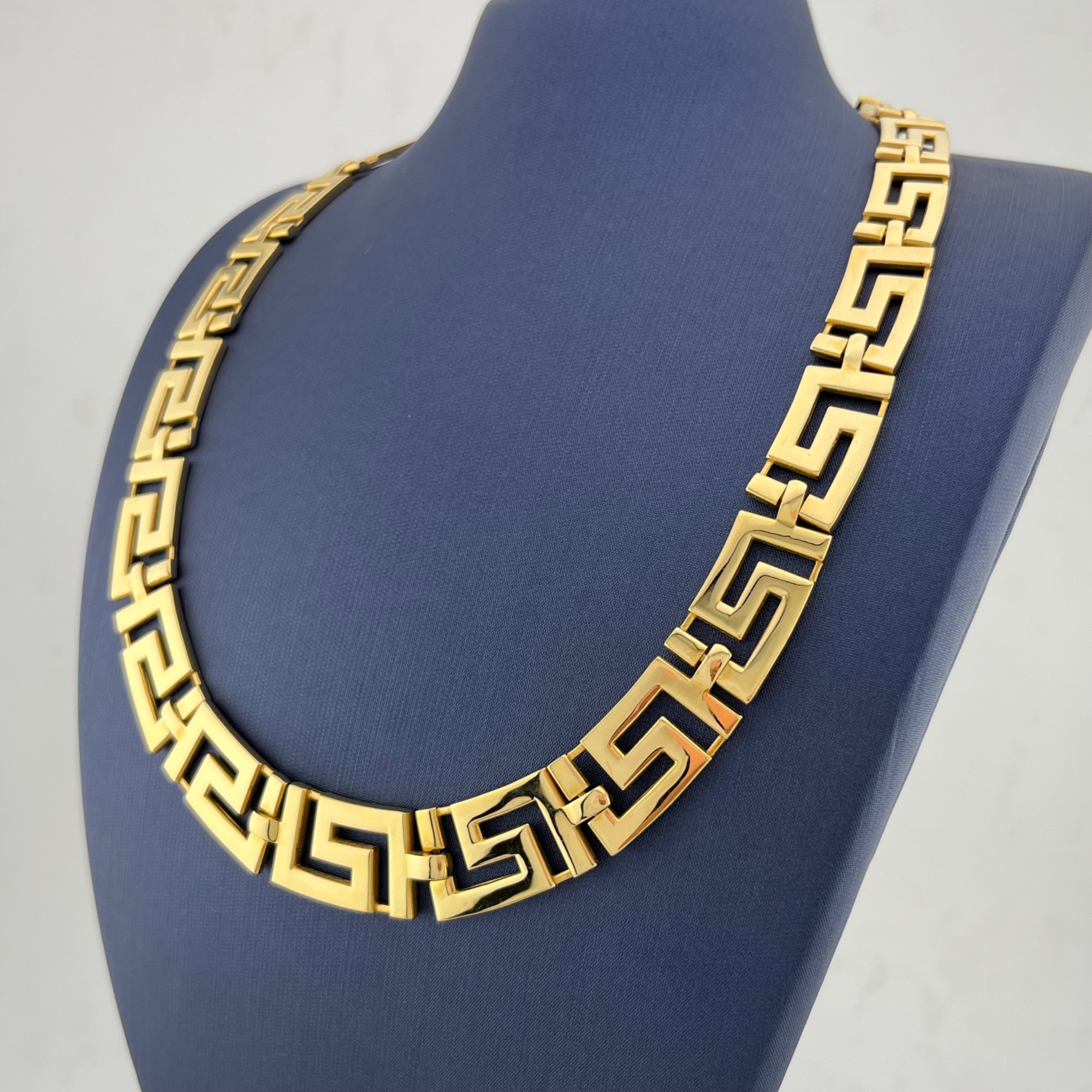 گردنبند ورساچه