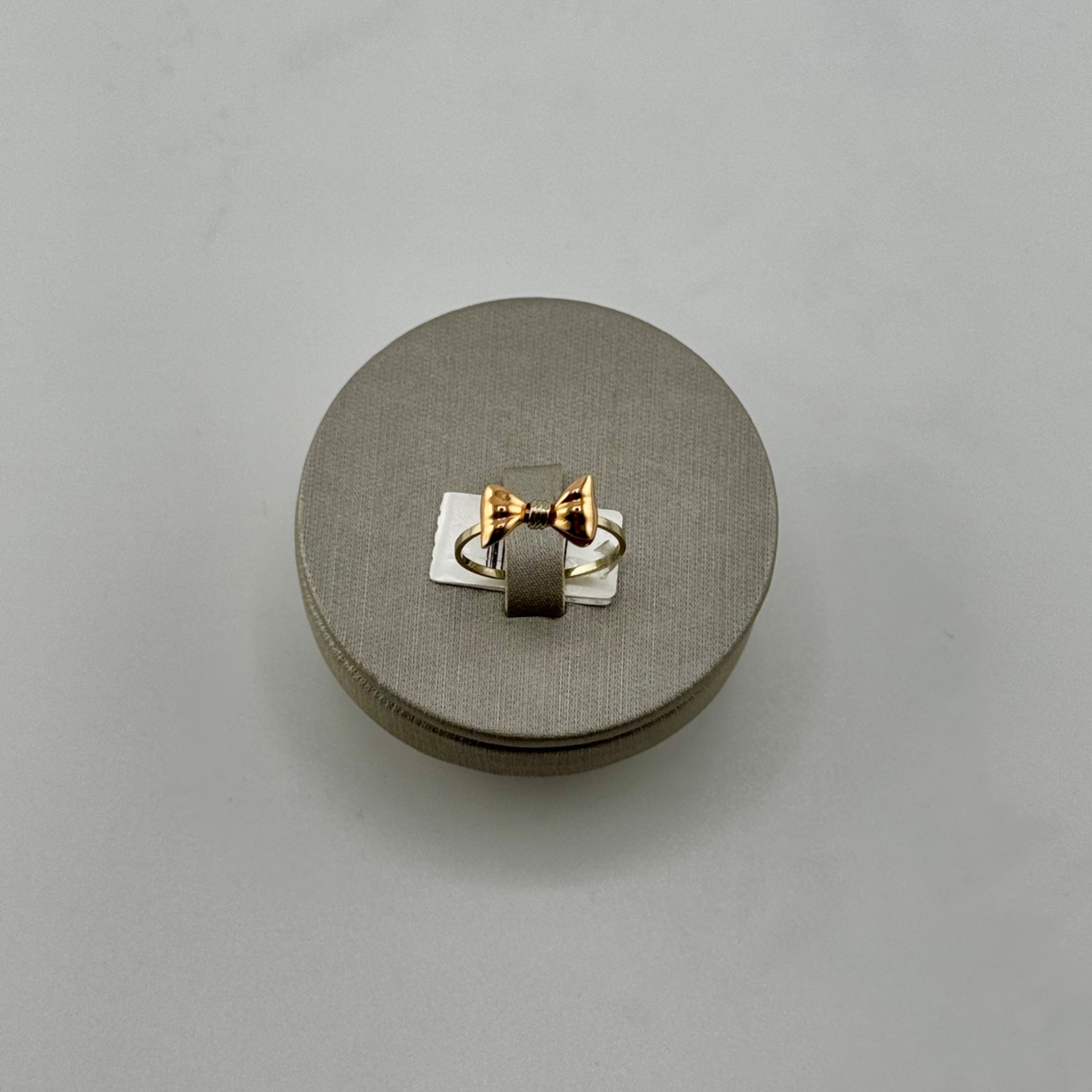 انگشتر مینیمال پاپیون